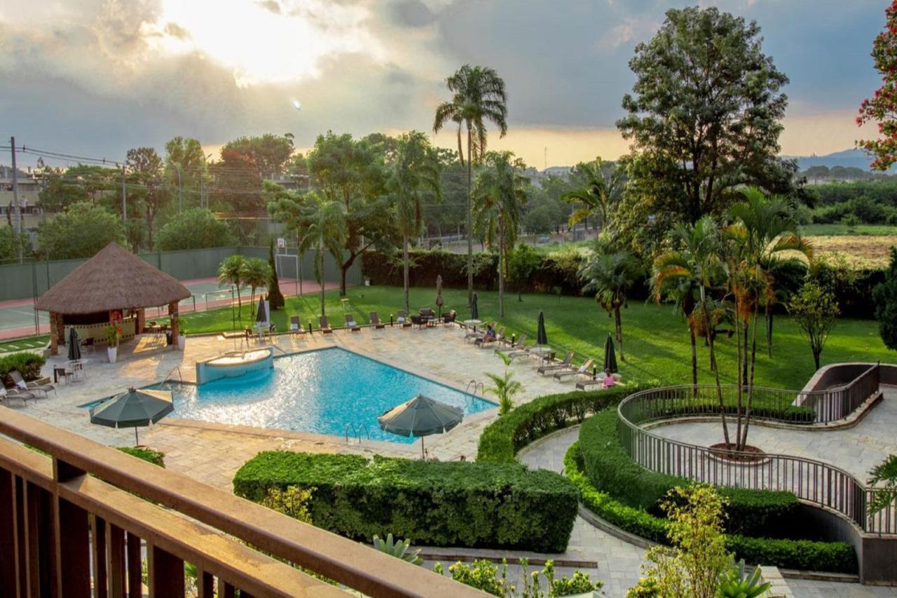 Marriott Sao Paulo Airport Hotel Guarulhos Exterior photo The swimming pool at the Royal Selangor Golf & Country Club