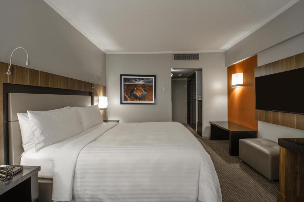 Marriott Sao Paulo Airport Hotel Guarulhos Exterior photo A room at the Hilton San Francisco