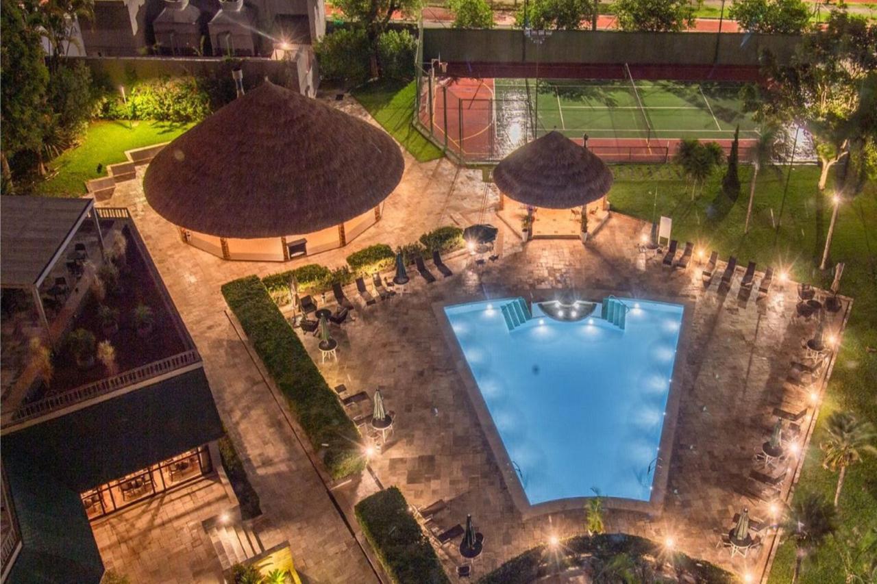 Marriott Sao Paulo Airport Hotel Guarulhos Exterior photo The swimming pool at the hotel