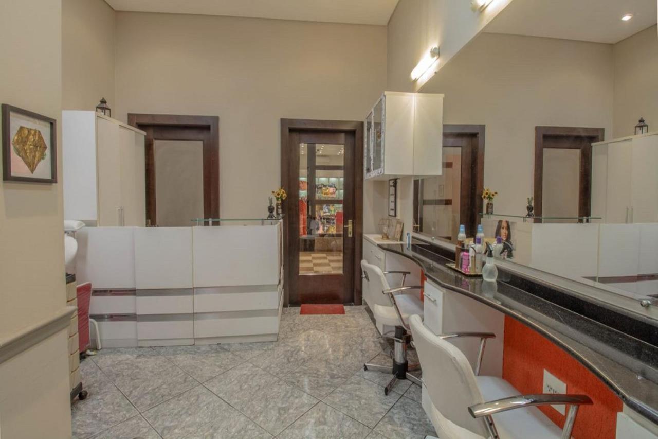 Marriott Sao Paulo Airport Hotel Guarulhos Exterior photo A salon in India