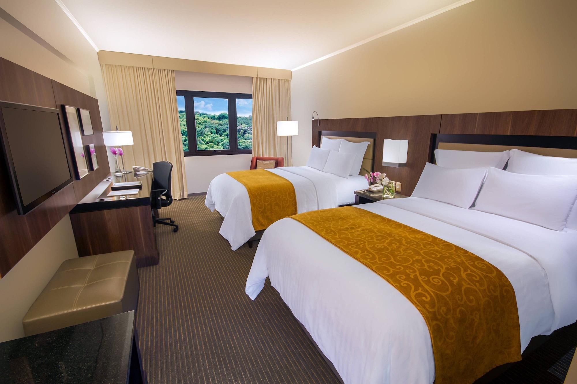 Marriott Sao Paulo Airport Hotel Guarulhos Exterior photo A typical room at the hotel