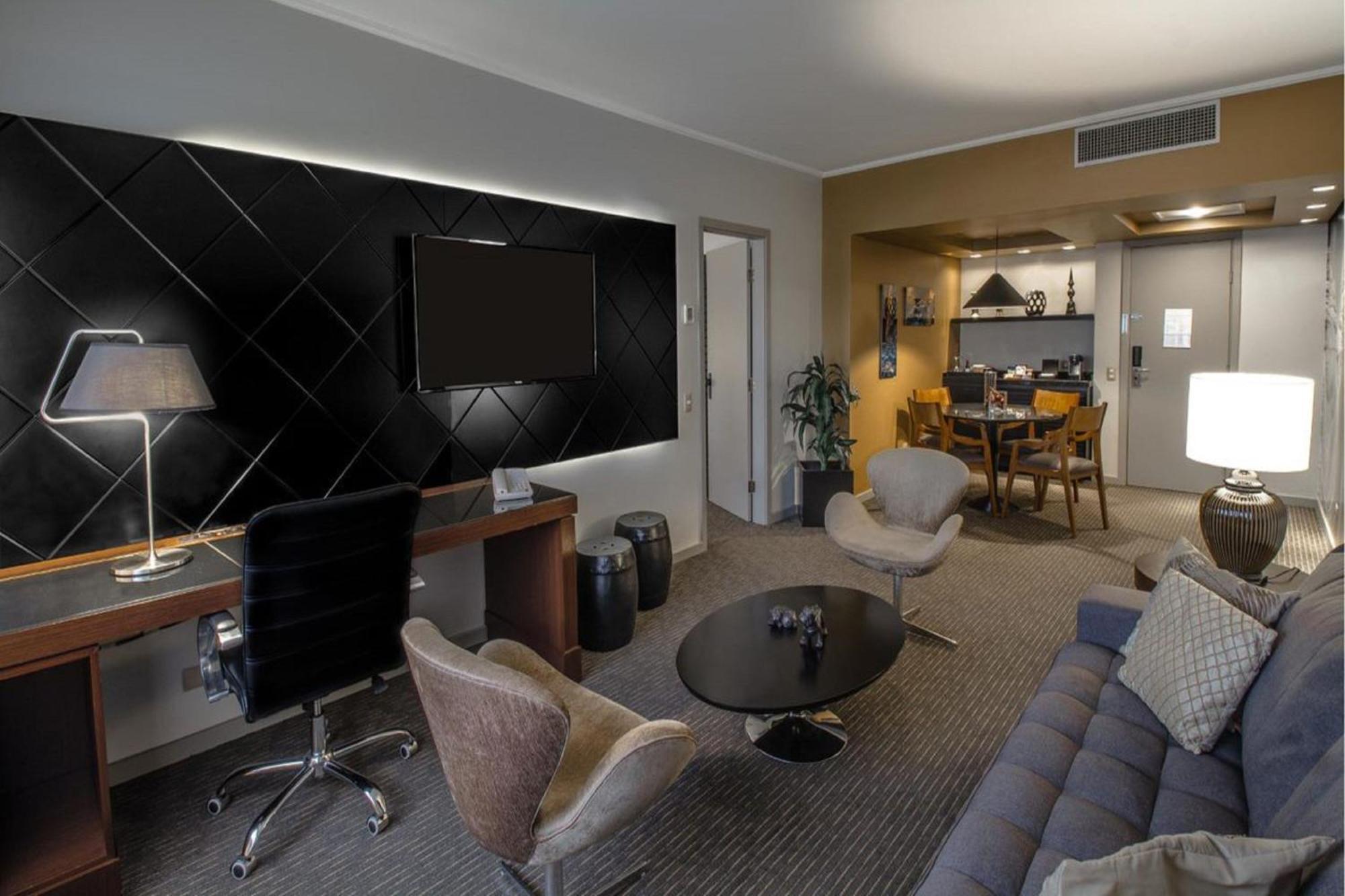 Marriott Sao Paulo Airport Hotel Guarulhos Exterior photo A suite at the MGM Grand